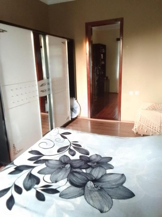 Kobuleti 4-Bedroom Apartment Luaran gambar