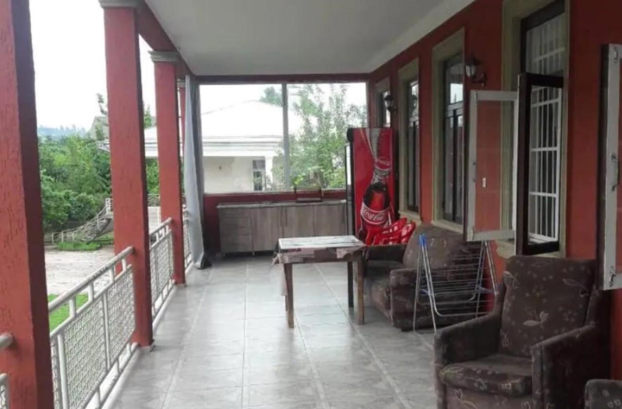 Kobuleti 4-Bedroom Apartment Luaran gambar