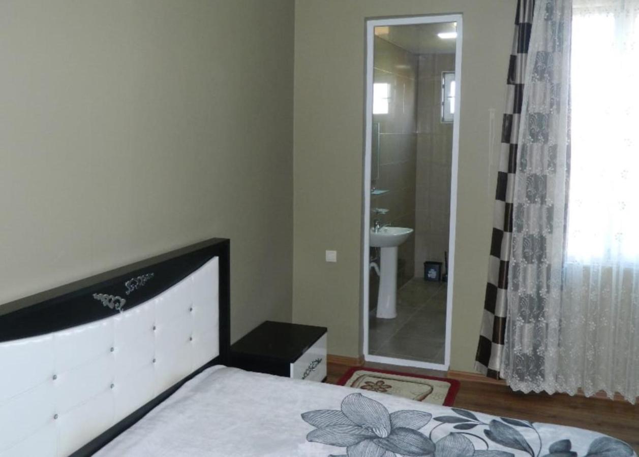 Kobuleti 4-Bedroom Apartment Luaran gambar