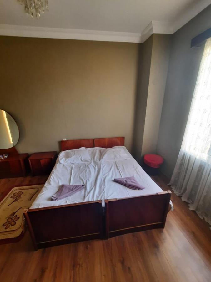 Kobuleti 4-Bedroom Apartment Luaran gambar